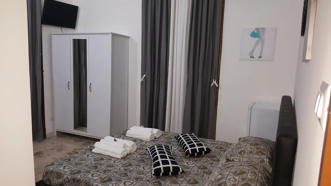 Exclusive House Center Daire Katanya İtalya